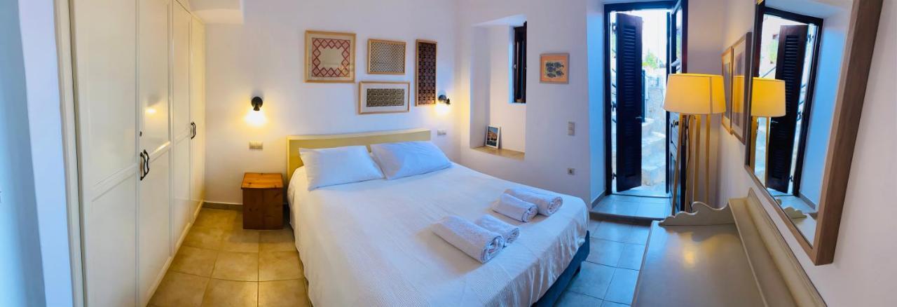 Villa Amalia Chalki Town 외부 사진