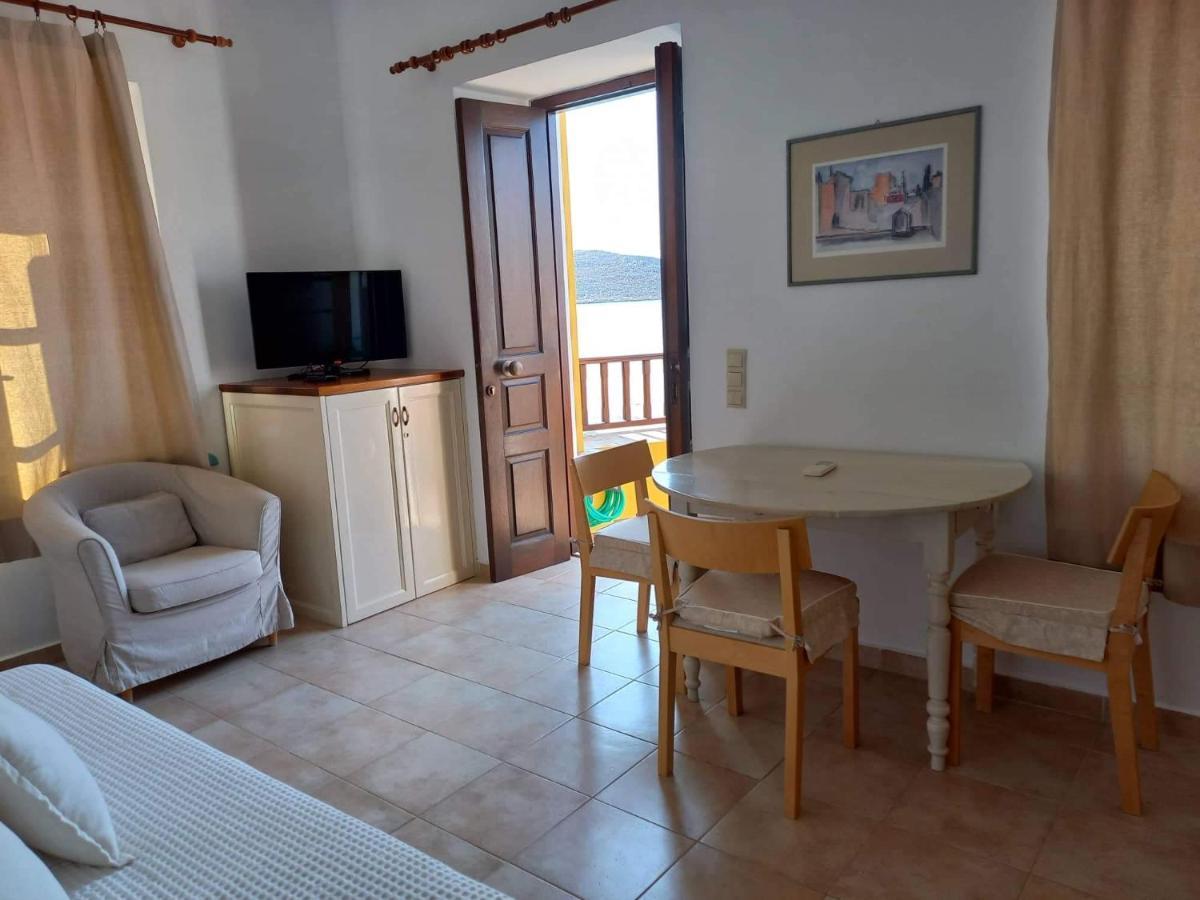 Villa Amalia Chalki Town 외부 사진