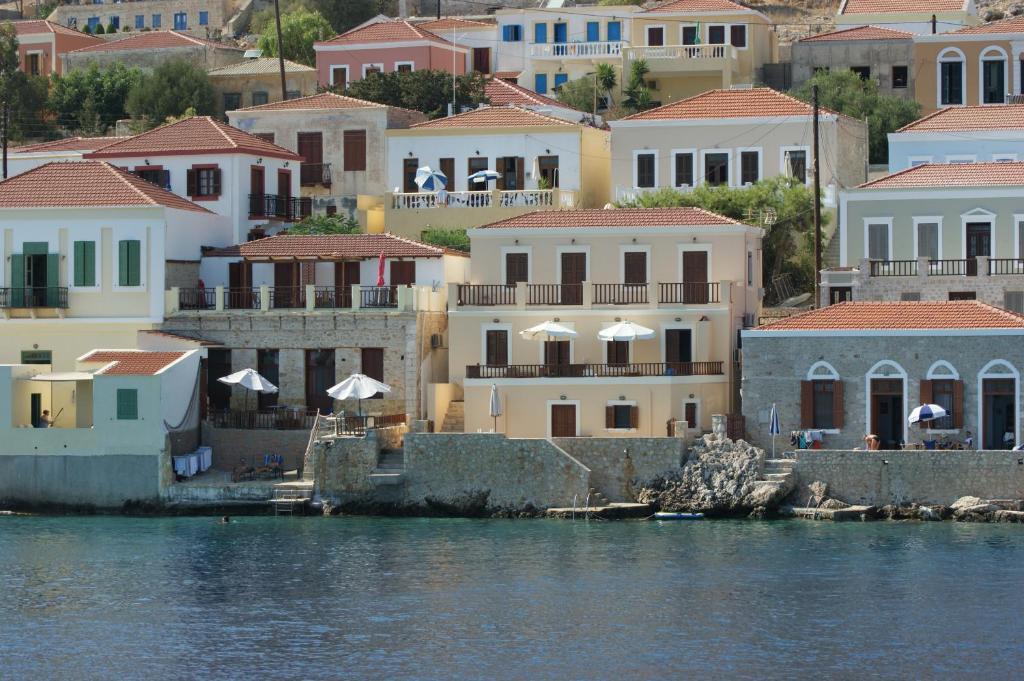 Villa Amalia Chalki Town 외부 사진