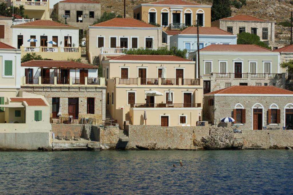 Villa Amalia Chalki Town 외부 사진